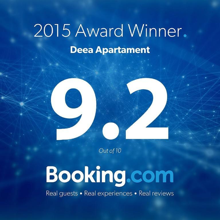 Deea Apartament Apartment ไกรโอวา ภายนอก รูปภาพ