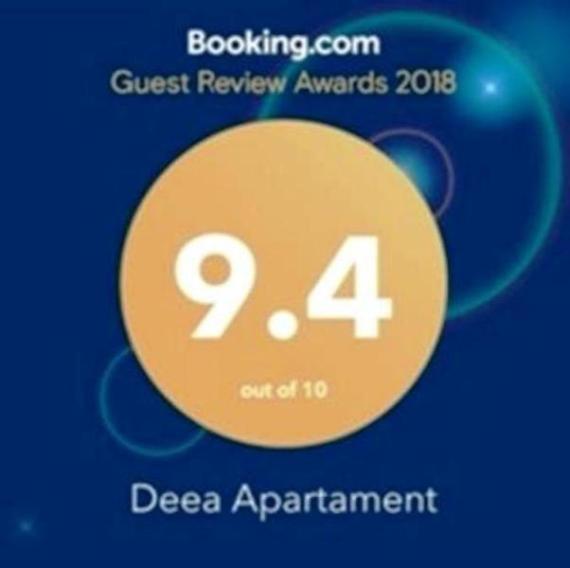 Deea Apartament Apartment ไกรโอวา ภายนอก รูปภาพ