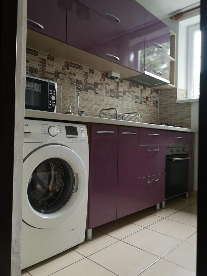 Deea Apartament Apartment ไกรโอวา ภายนอก รูปภาพ